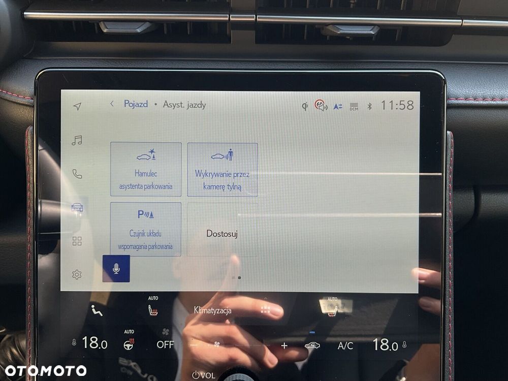 Lexus LBX 1.5 Hybrid Emotion - 30