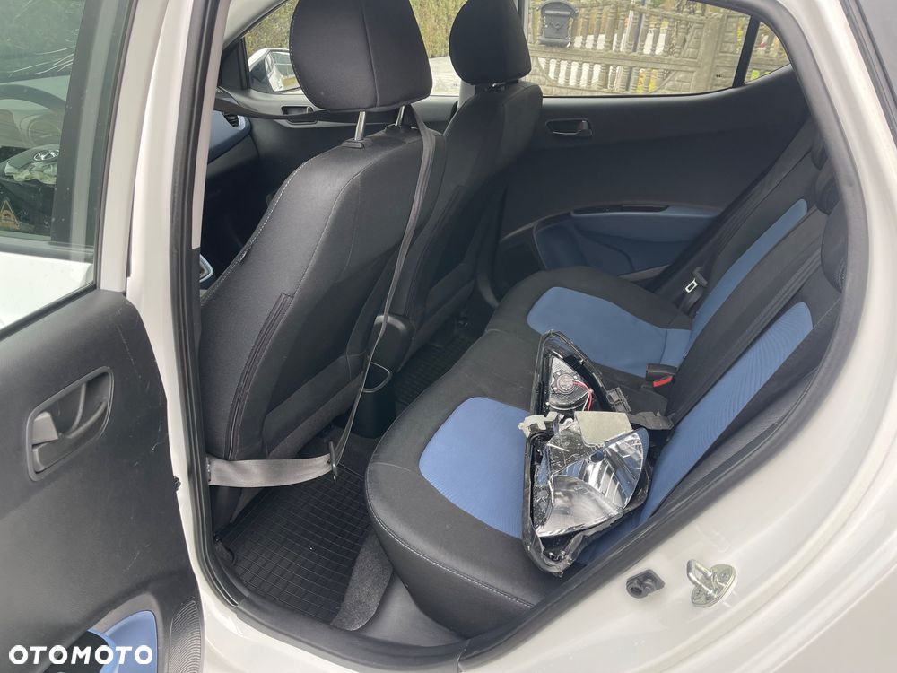 Hyundai i10 1.0 blue Trend - 13