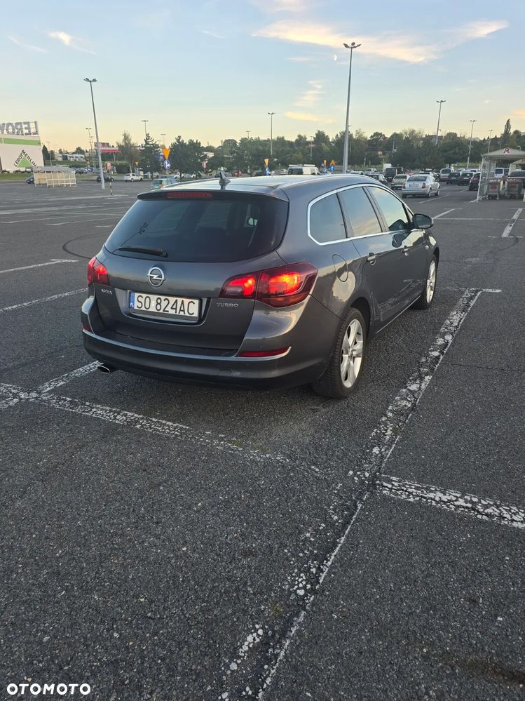 Opel Astra 1.4 T Cosmo - 3