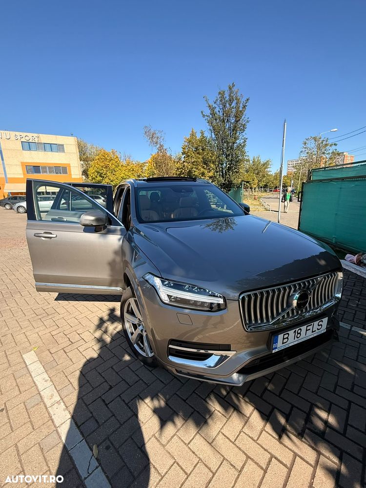 Volvo XC 90 - 1