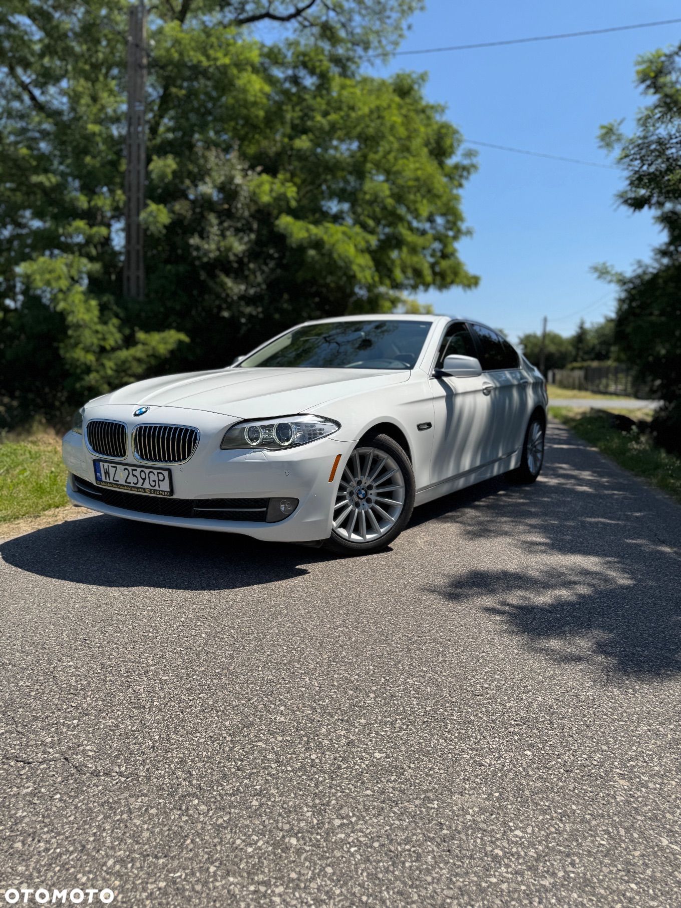 BMW Seria 5 535i Touring Luxury Line - 1