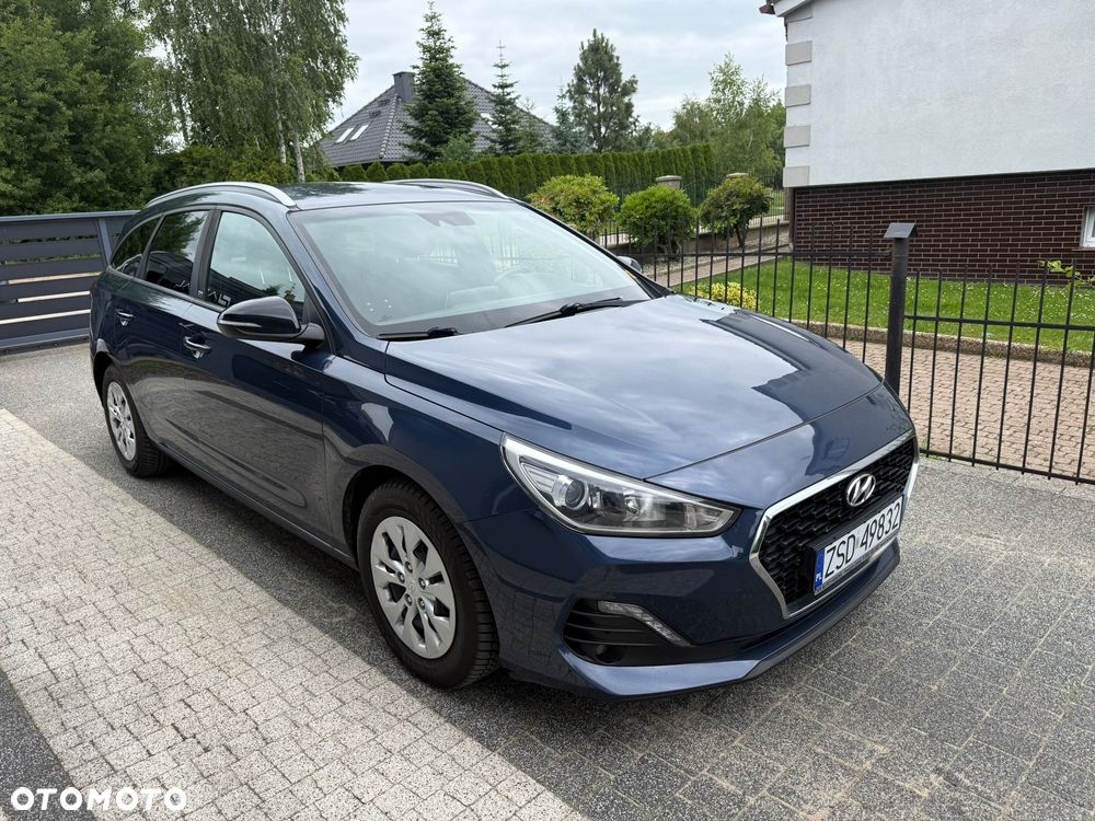 Hyundai i30 1.6 D GO Plus DCT - 22