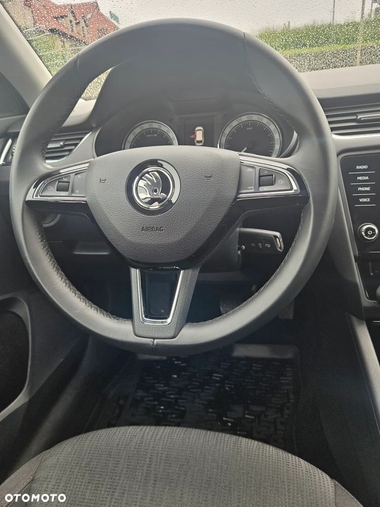 Skoda Octavia 2.0 TDI 4x4 Style DSG - 20