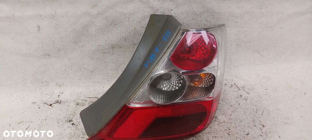 .   TYL TYLNA  LAMPA PRAWA HONDA CIVIC 7 3D - 3
