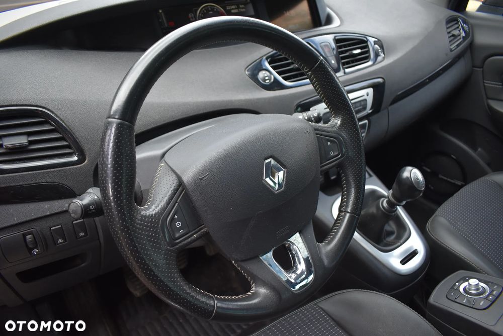 Renault Scenic Energy dCi 130 Start & Stop Bose Edition - 11