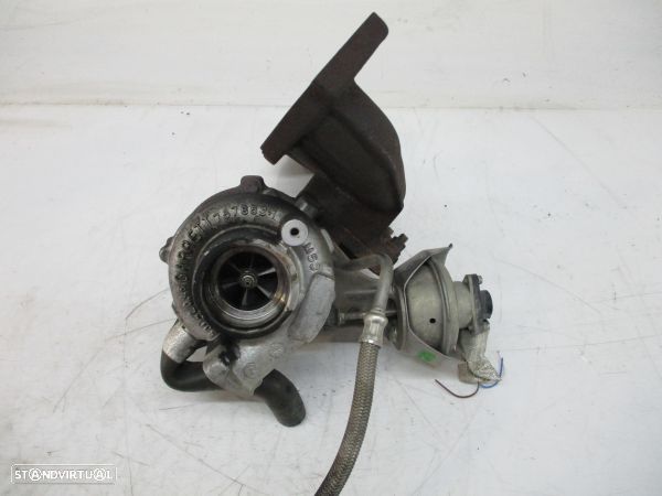 Turbo Peugeot 407 Coupé (6C_) - 4