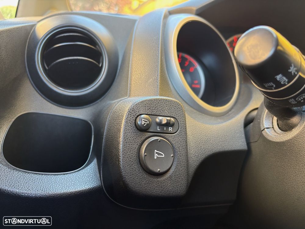 Honda Jazz 1.4 i-VTEC Executive - 27