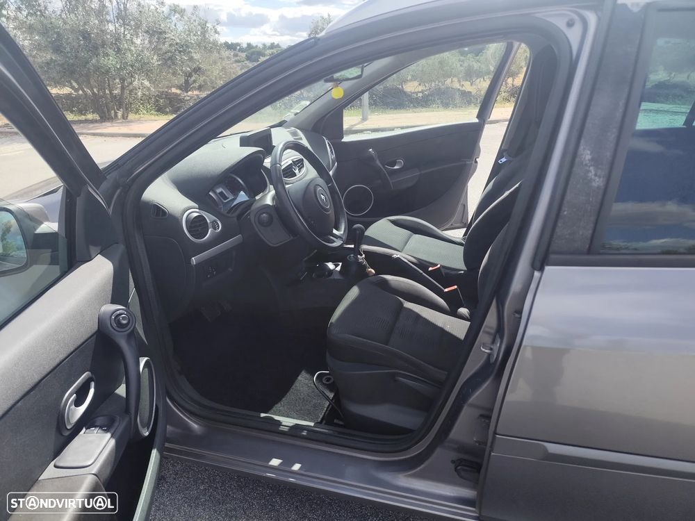 Renault Clio Break - 13