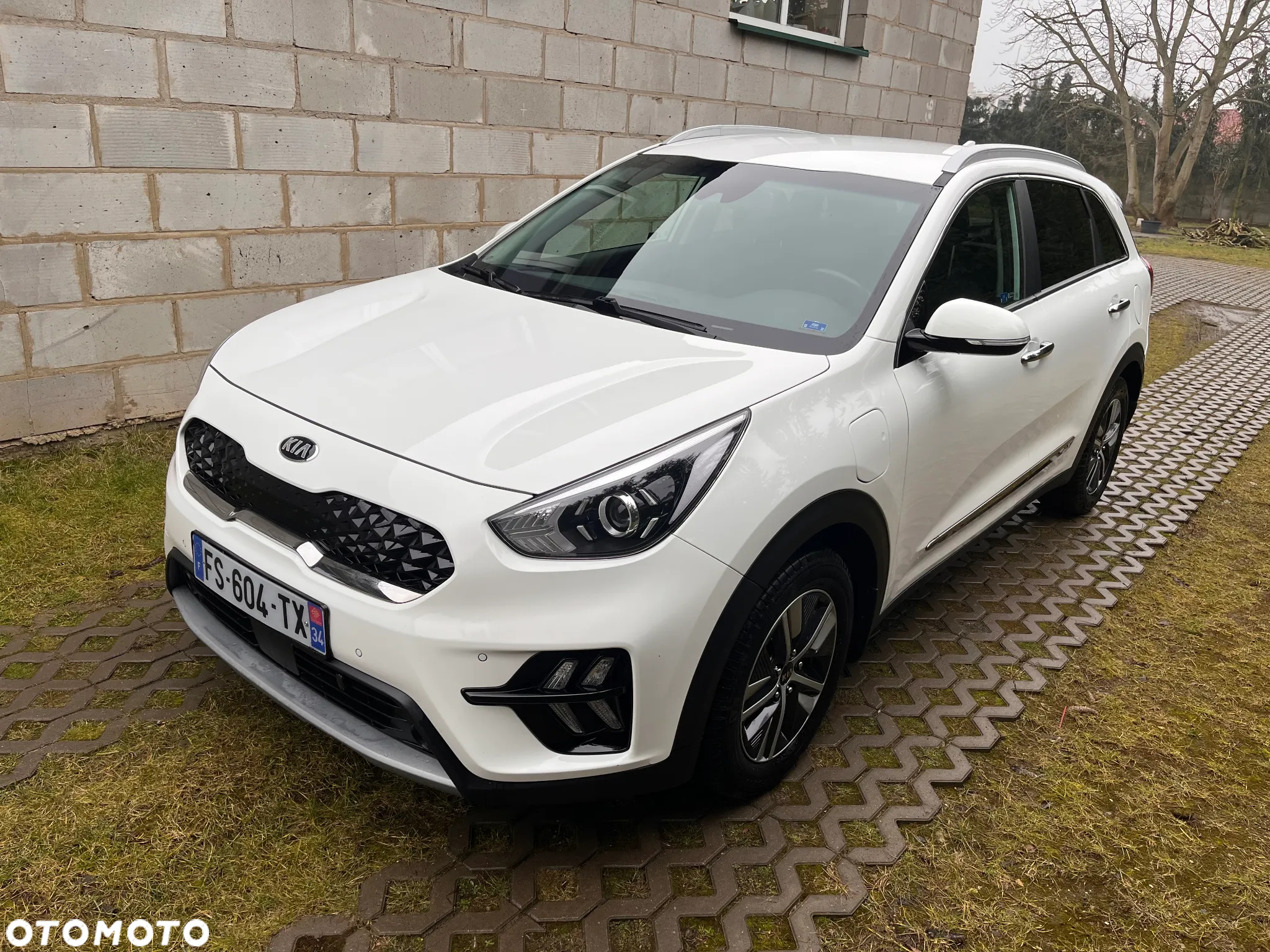 Kia Niro - 24