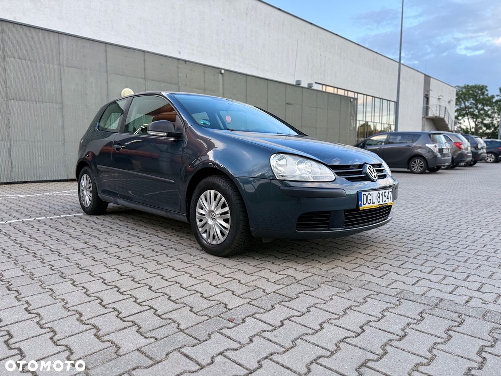 Volkswagen Golf - 4