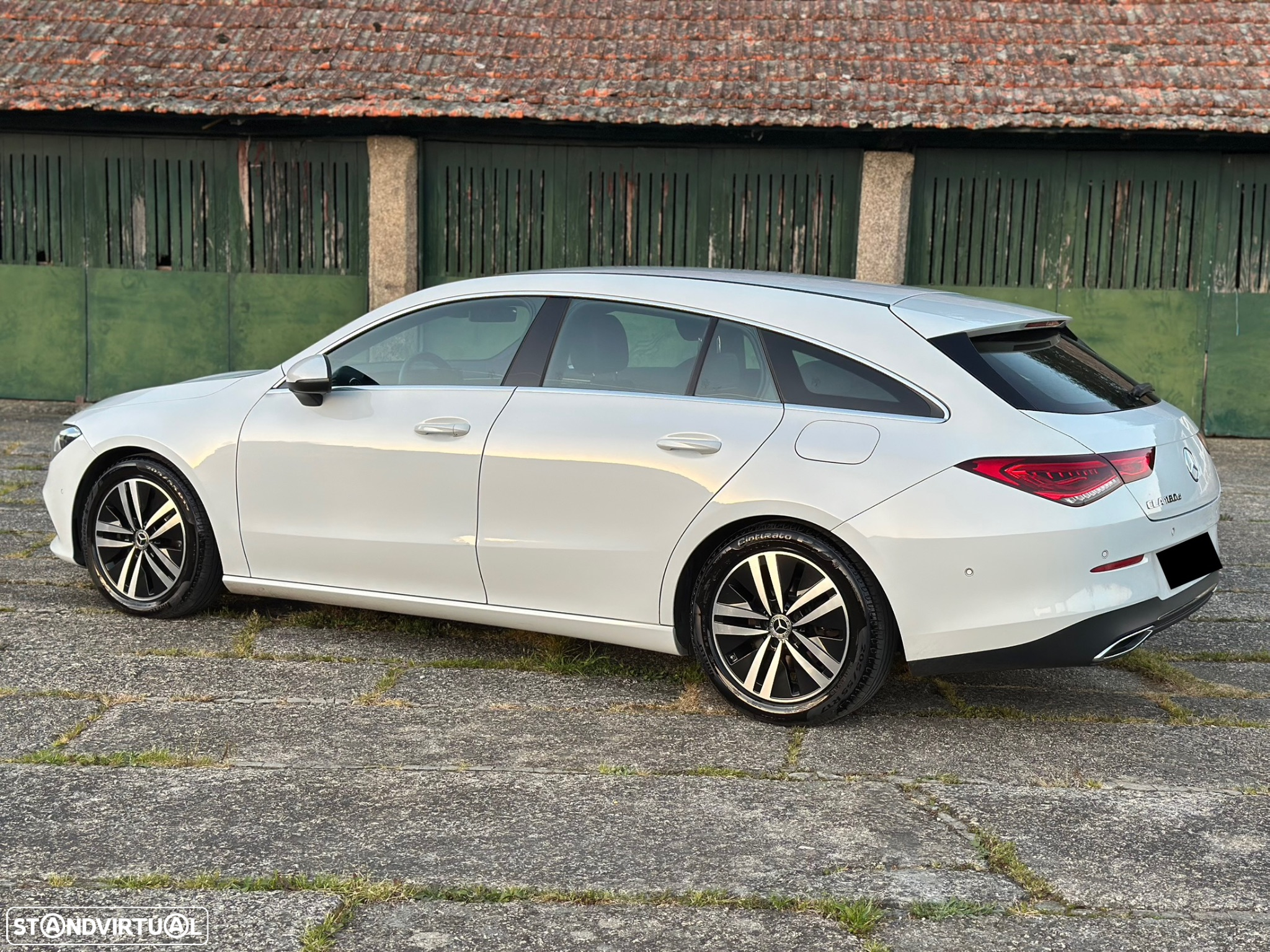 Mercedes-Benz CLA 180 d Shooting Brake Style Plus - 36