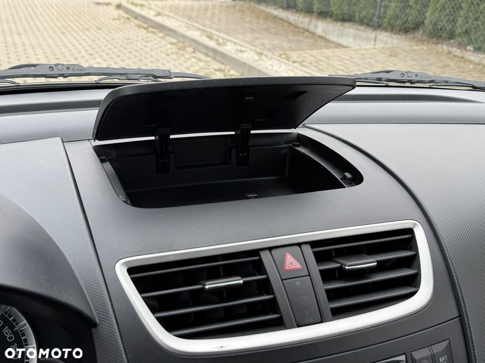 Suzuki Swift 1.2 - 9