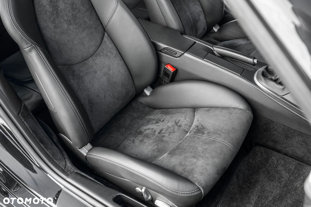 Porsche 911 Turbo - 29