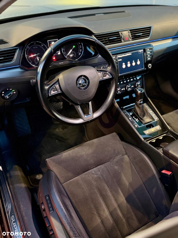 Skoda Superb 2.0 TDI DSG Style - 15