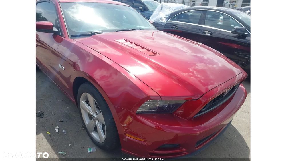 Ford Mustang 5.0 V8 GT - 8