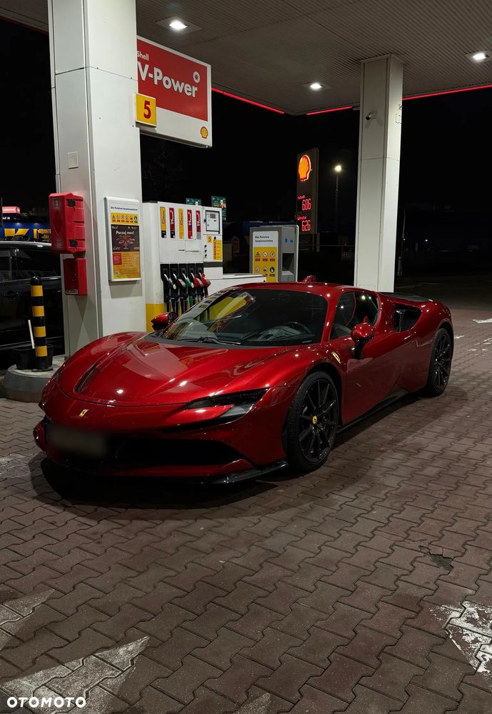 Ferrari SF90 Stradale - 16