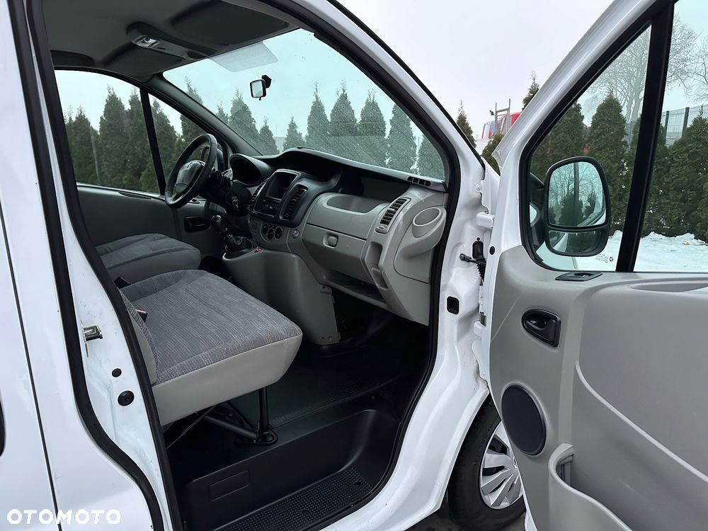 Renault Trafic - 14