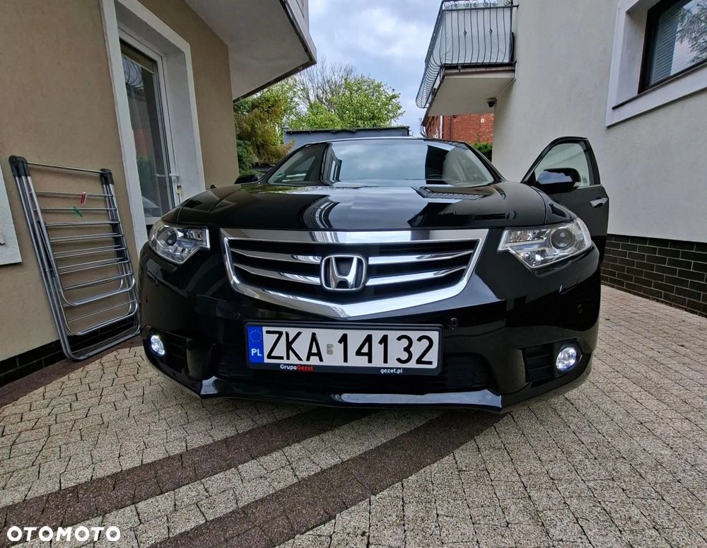 Honda Accord 2.0 Executive - 12