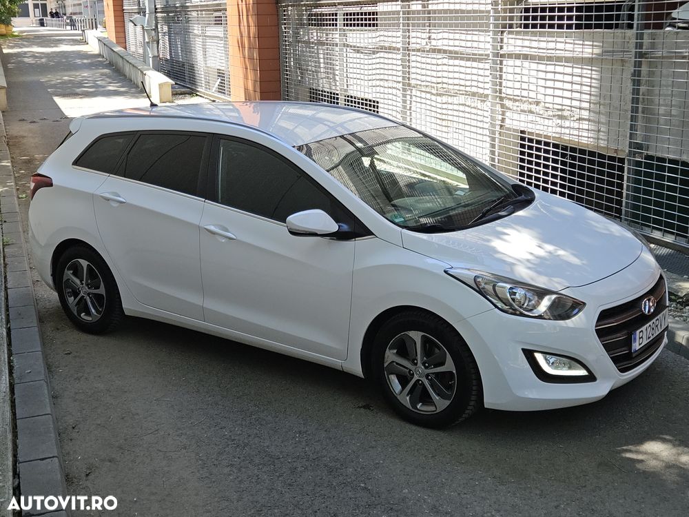 Hyundai i30 1.6 CRDI Premium - 9