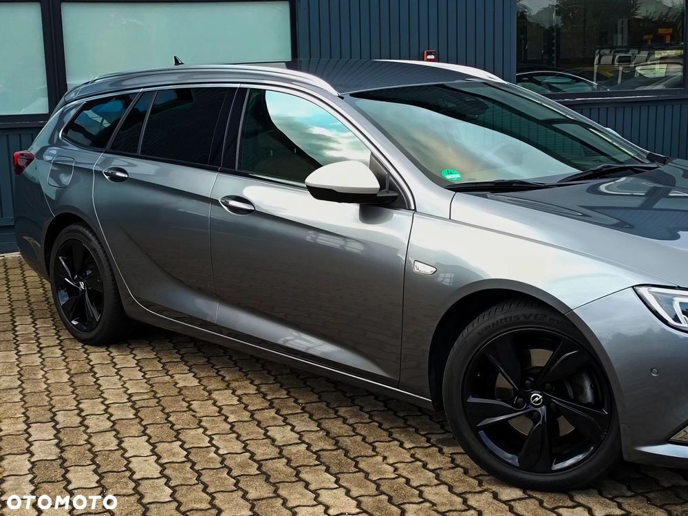 Opel Insignia Sports Tourer 2.0 Diesel 4x4 Ultimate Exclusive - 4