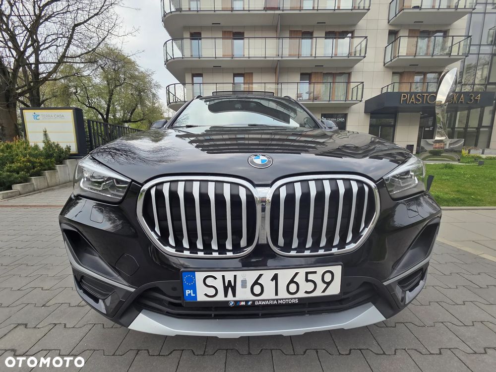 BMW X1 xDrive20i - 16