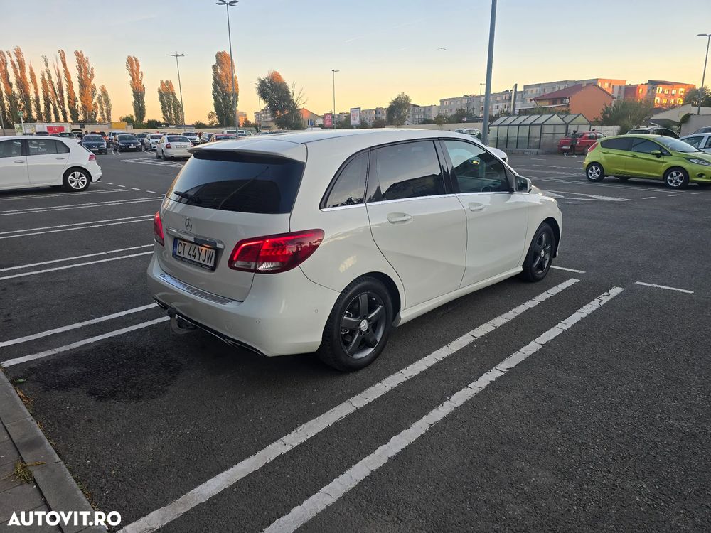 Mercedes-Benz B - 4