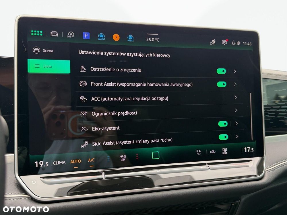 Volkswagen Passat Variant 2.0 TDI EVO Elegance DSG - 29