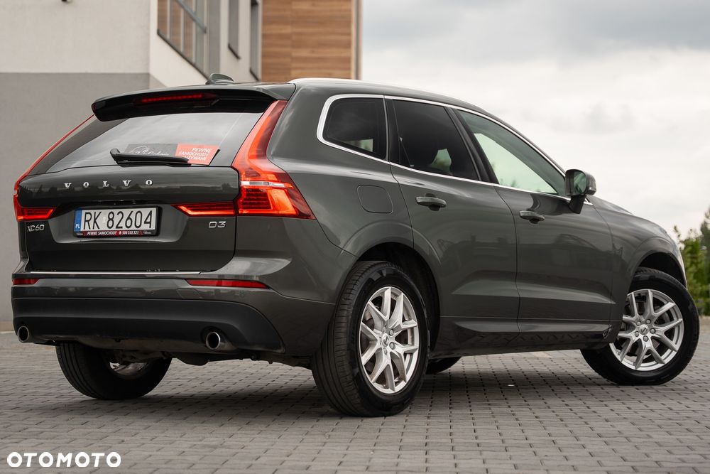 Volvo XC 60 D3 Momentum - 11