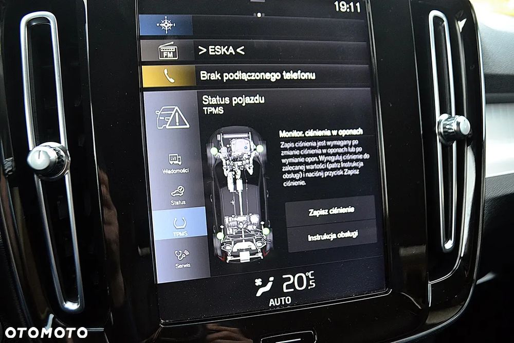 Volvo XC 40 T3 Momentum - 29