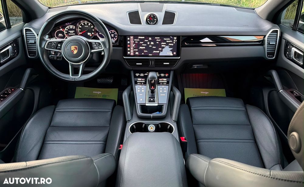 Porsche Cayenne Standard - 18
