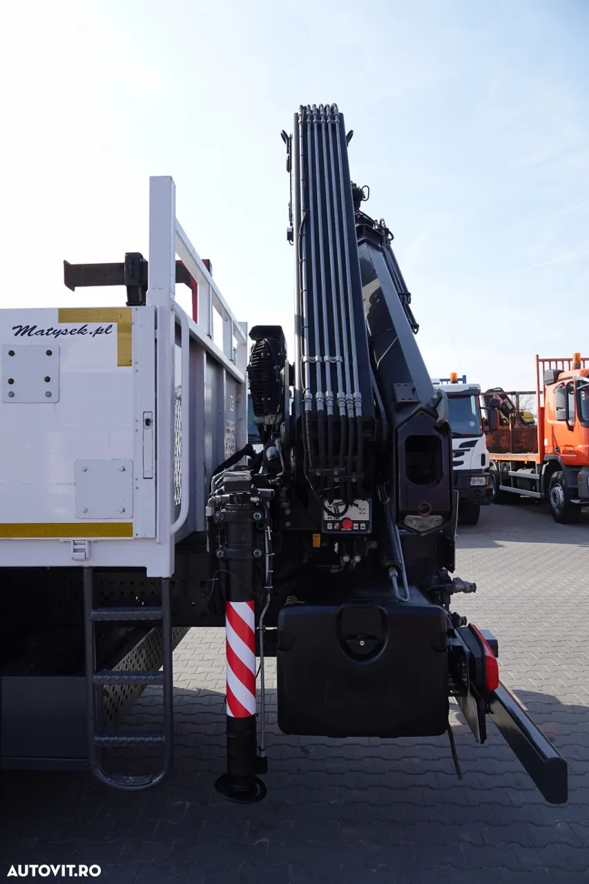 Mercedes-Benz AROCS 2643 / 6x4 / BOX- 6,8 m / + HDS HIAB 144 inaltime: 13 m / EURO 6 / RADIO CONTROL / ROTATOR - 18