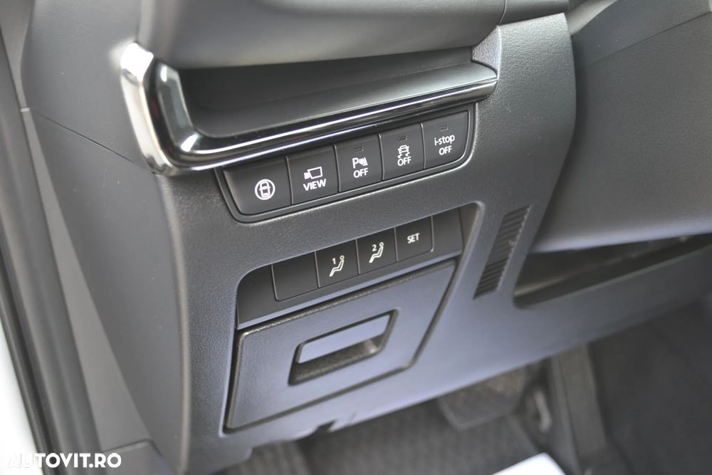 Mazda 3 e-SKYACTIV-X 2.0 M HYBRID DRIVE SELECTION - 9