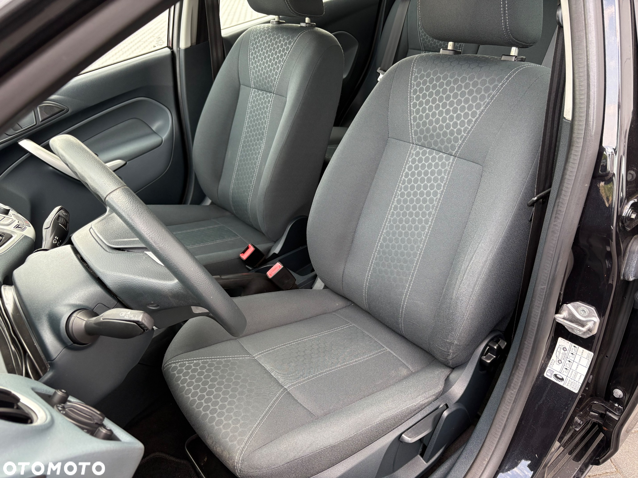 Ford Fiesta 1.6 Titanium - 15