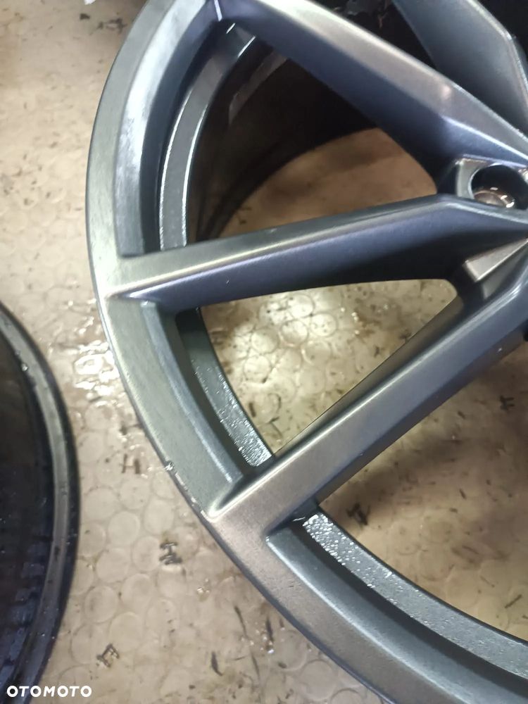 3G0601025BH 8Jx19 ET44 PRETORIA Antracyt Felgi kola VW Passat B8 czesci - 6