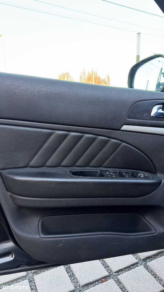 Alfa Romeo 159 1.9 JTDM 8V DPF Distinctive - 18