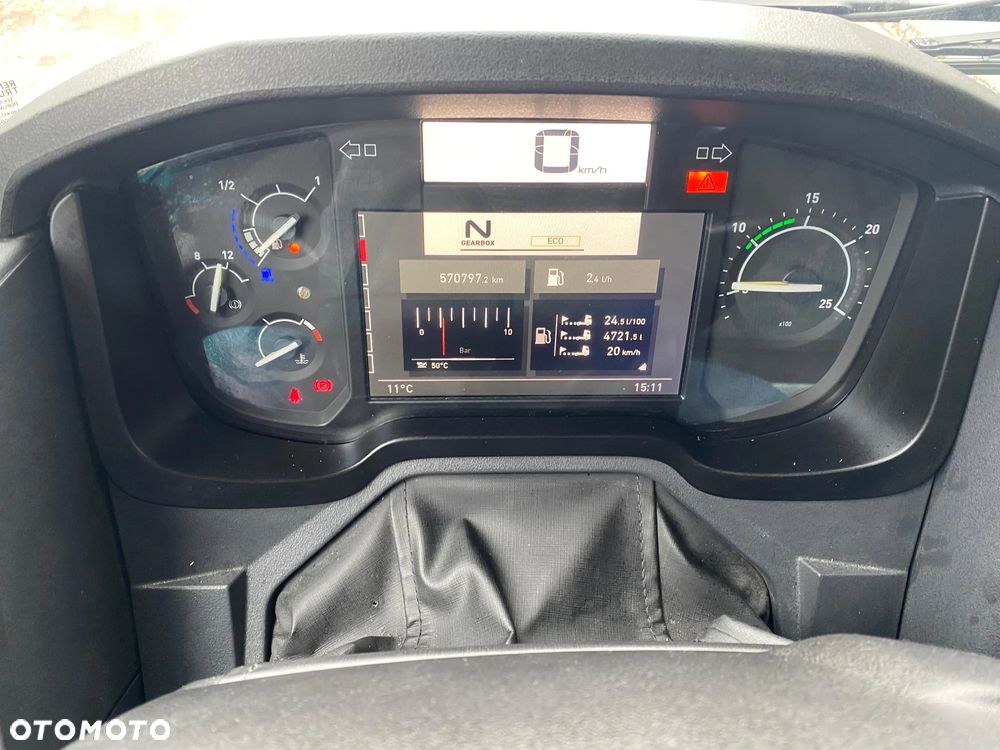 Renault T440 SLEEPER CAB / STANDARD - 30