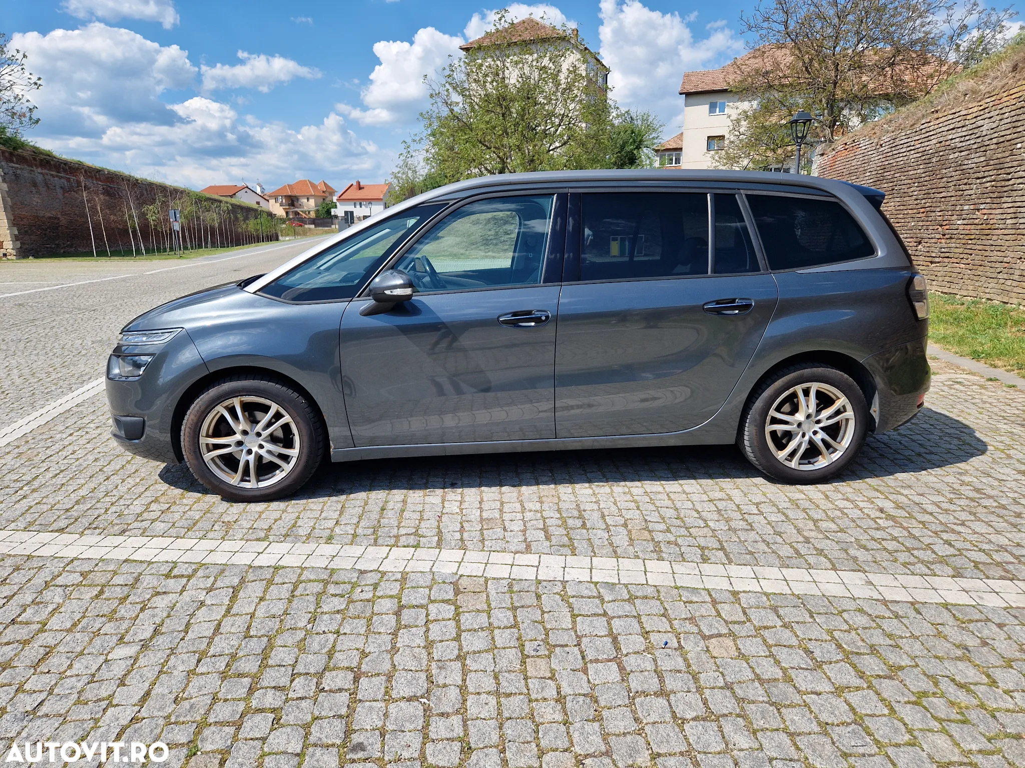 Citroën C4 Grand Picasso e-HDi 115 ETG6 Intensive - 2