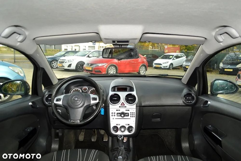 Opel Corsa - 25