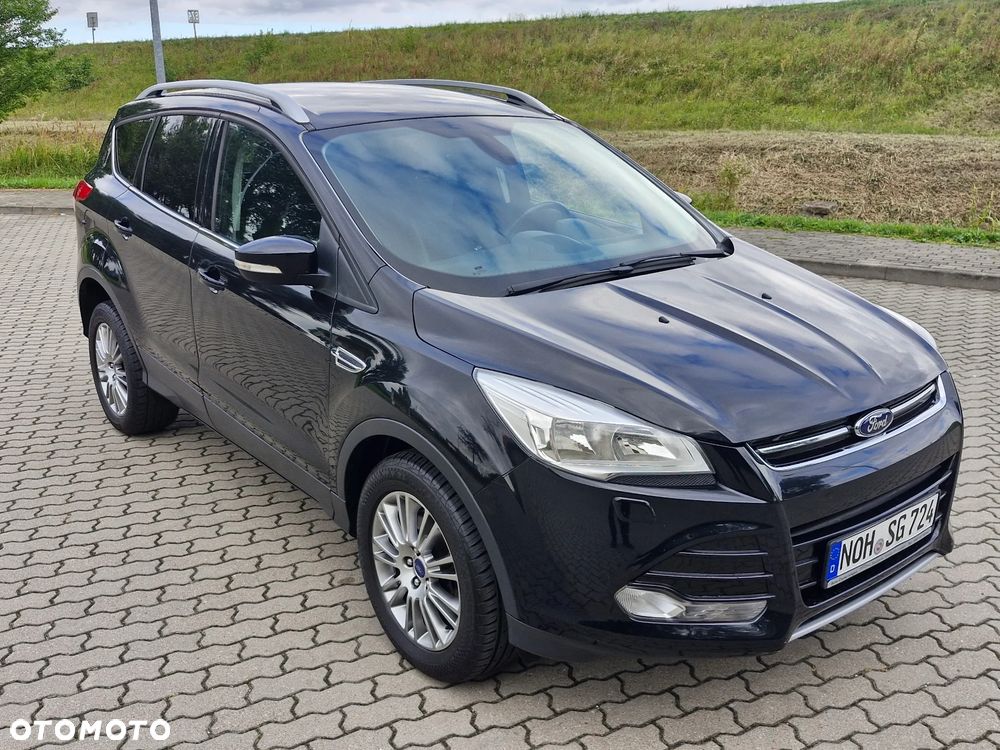 Ford Kuga 2.0 TDCi 2x4 Titanium - 32