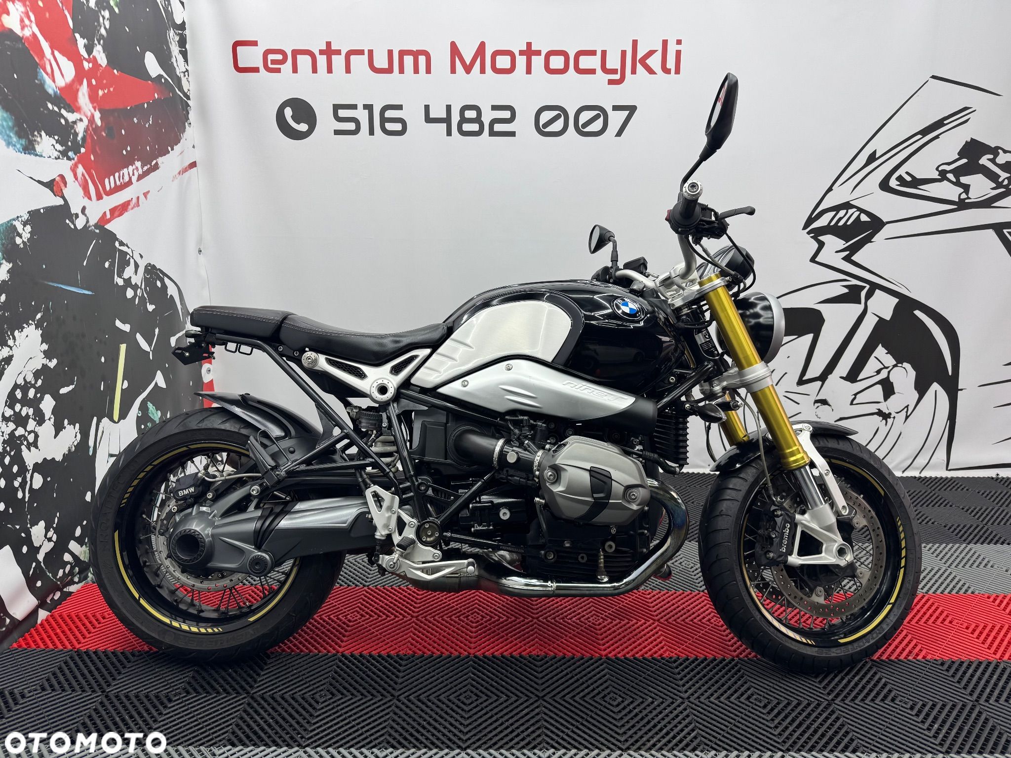 BMW R - 1