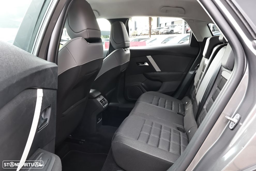 Citroën e-C4 50 kWh Plus - 17