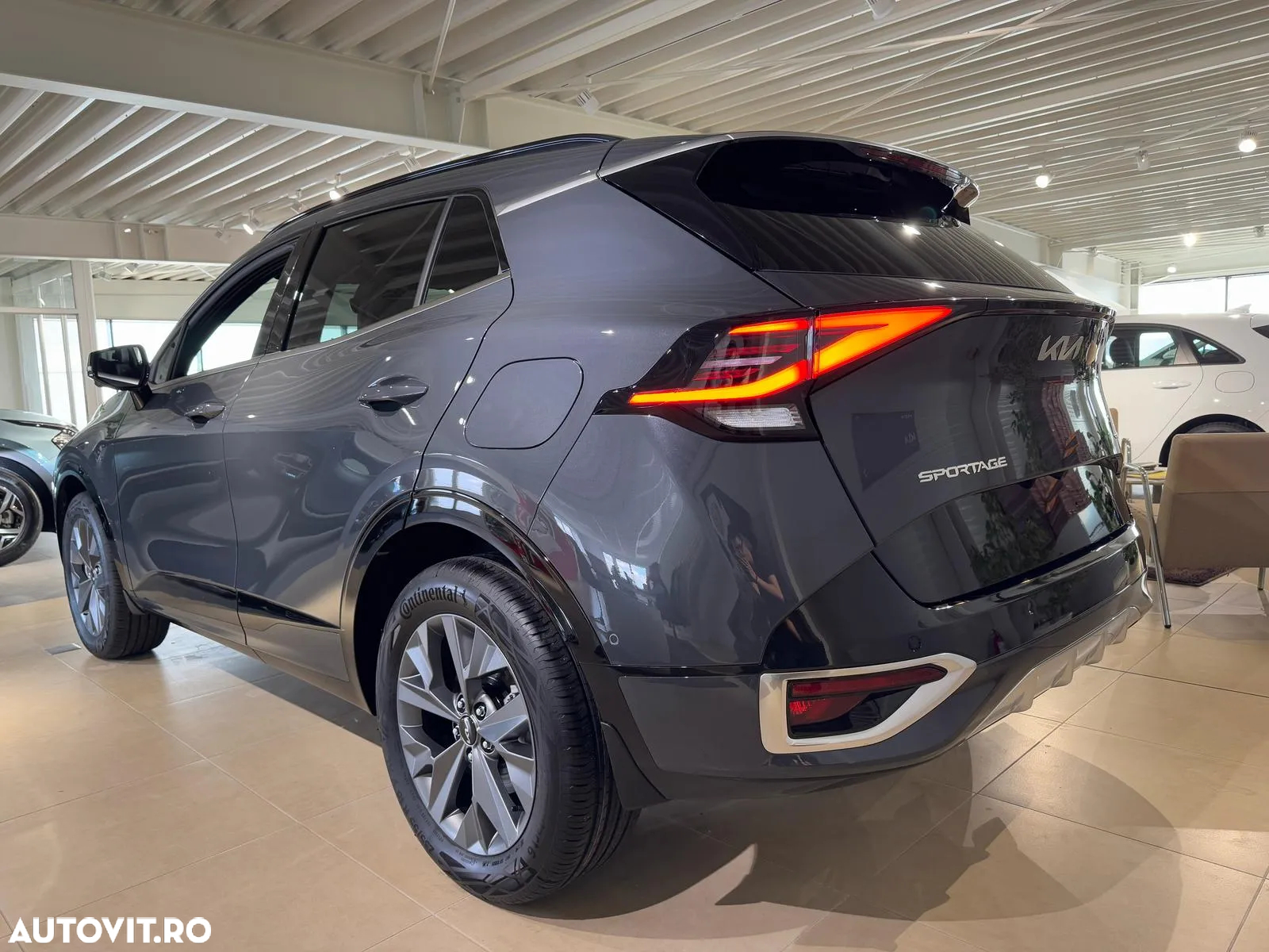 Kia Sportage 1.6 T-GDI HEV 6AT 4x2 GT Line - 4