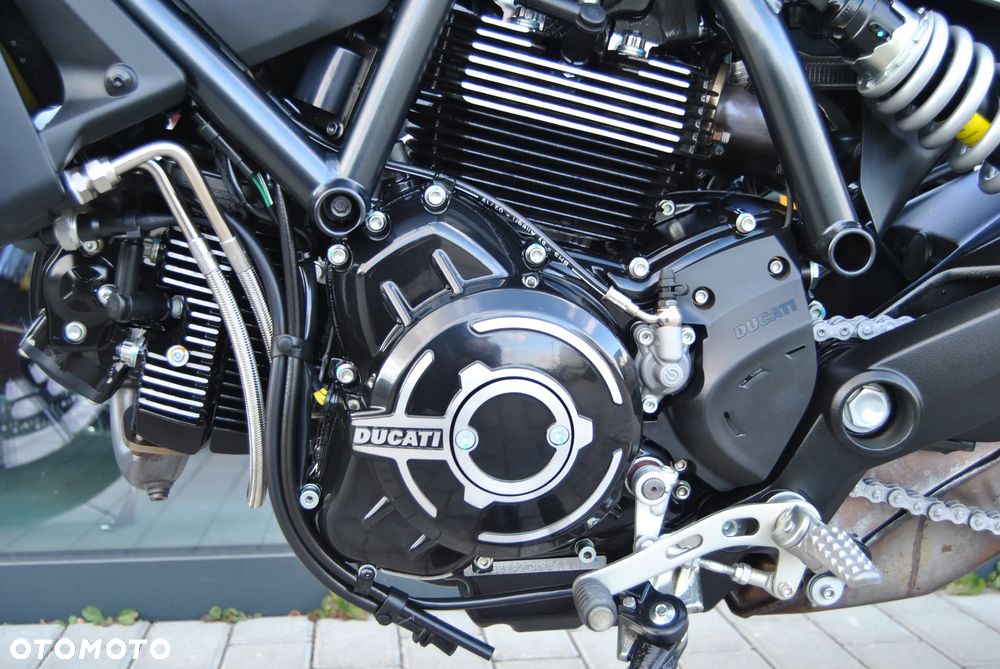 Ducati Scrambler - 9