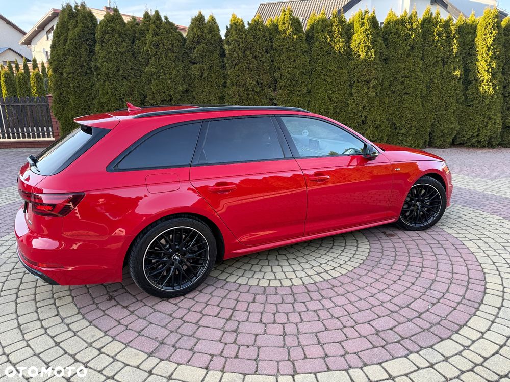 Audi A4 Avant 45 TDI quattro tiptronic S line - 32