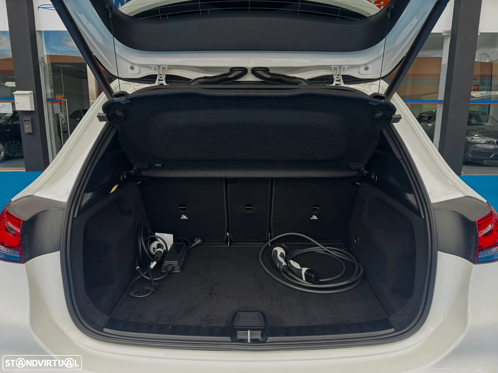 Mercedes-Benz GLA 250 e Progressive - 7