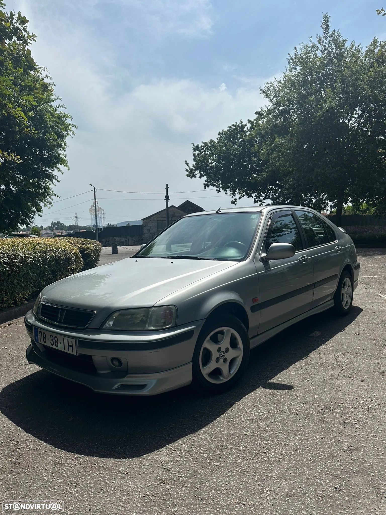 Honda Civic 1.5i LS - 1
