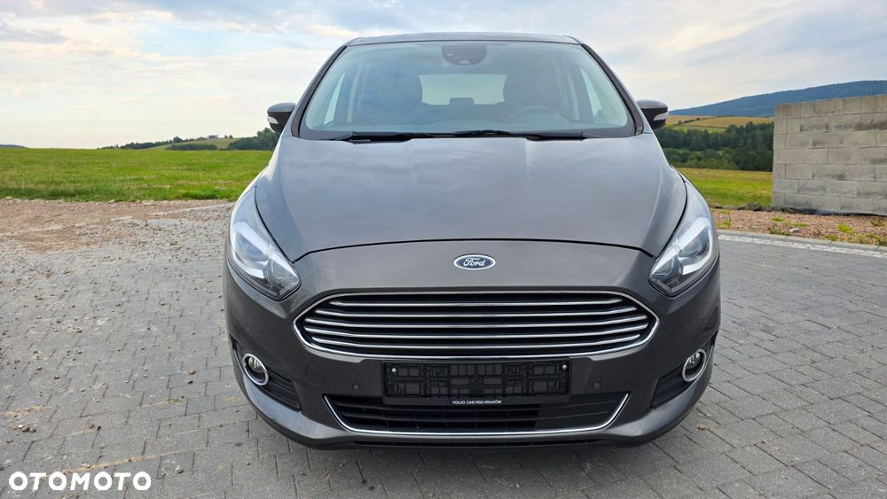 Ford S-Max 2.0 EcoBlue Twin-Turbo Titanium - 2