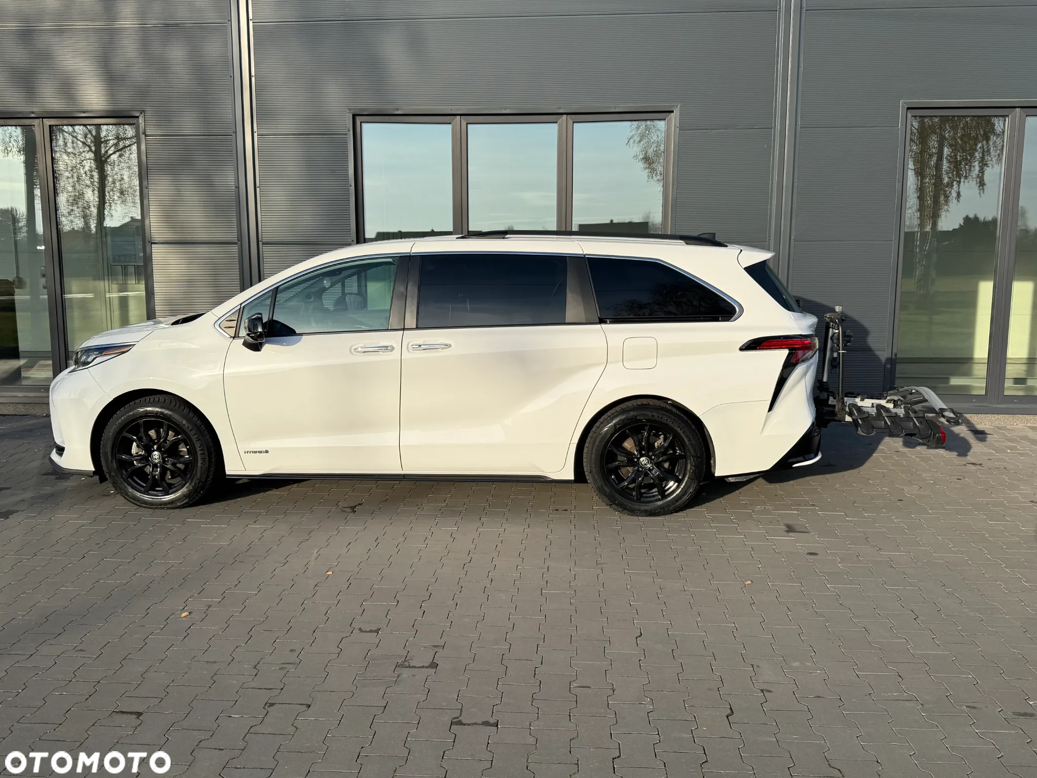 Toyota Sienna - 5