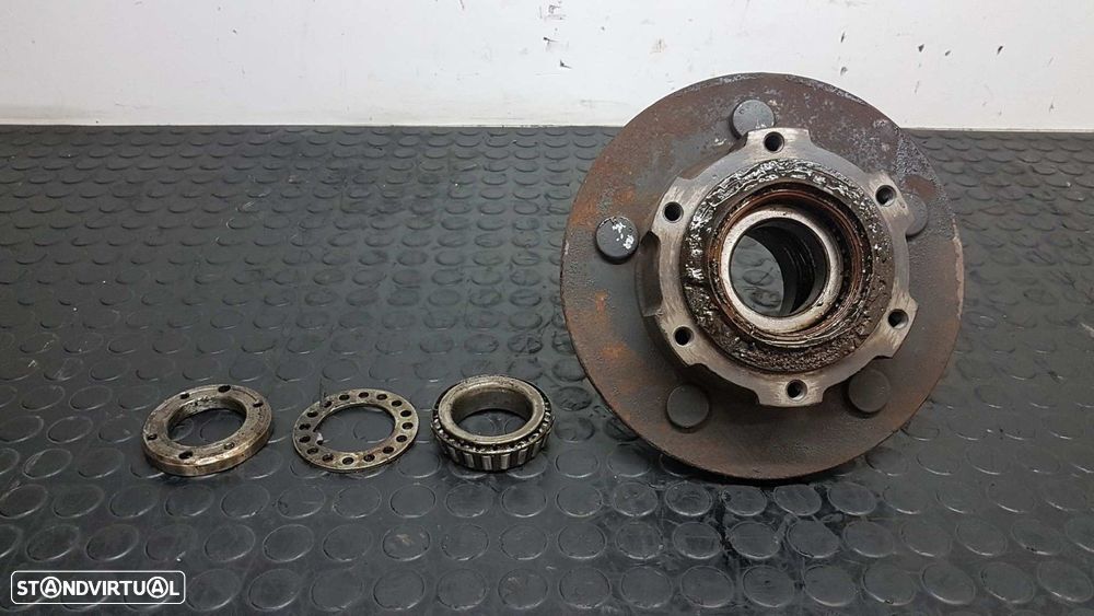 BUJÃO NISSAN CABSTAR.E F24.25.35 - 1