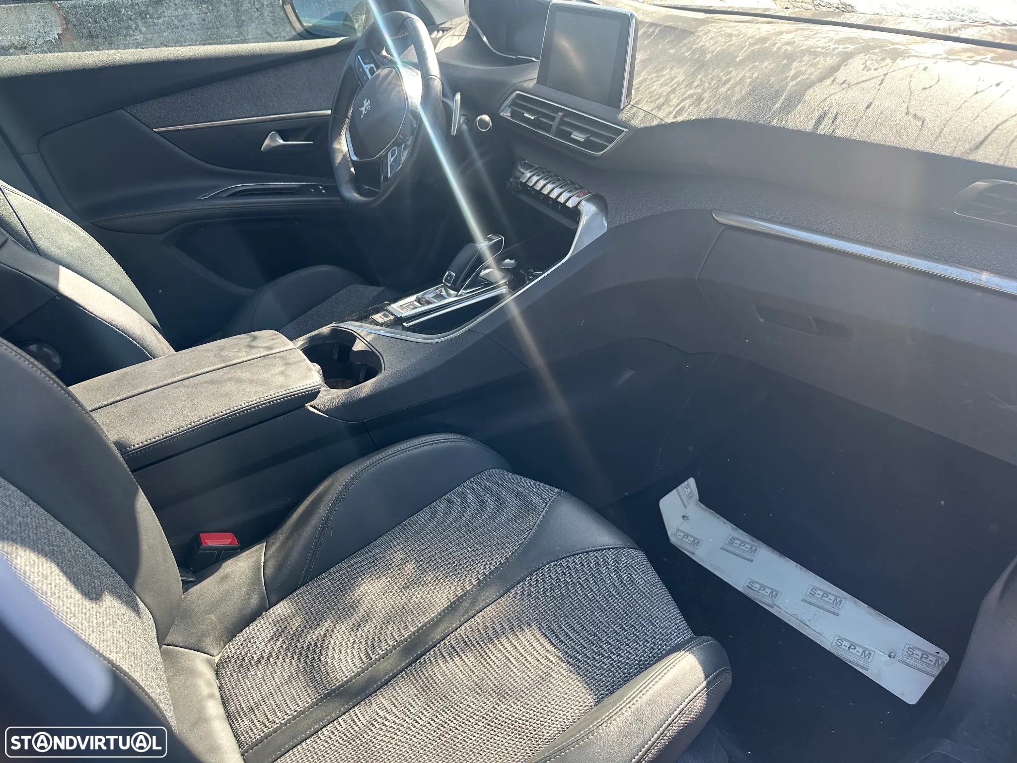 PEUGEOT 5008 1.2 PURETECH 7 LUGARES 130 CV CAIXA AET8 DE 2019 (CENTRO DE ABATE) - 3